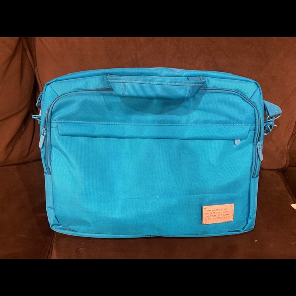 ToteIt! Deluxe 17” Laptop Case - Picture 2 of 4